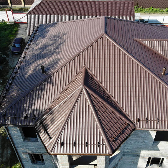 Монтаж сложной крыши и кровли в Киренске и Иркутской области